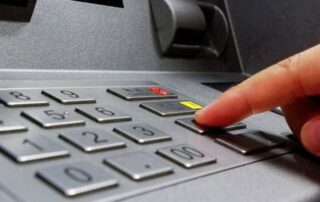 Επιδόματα ΟΠΕΚΑ: Παρασκευή η πληρωμή σε ωφελούμενους Ξεκίνησαν οι πιστώσεις του πριμ σταφίδα